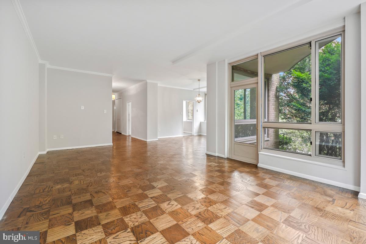 4101 CATHEDRAL AVE NW #510, WASHINGTON, District Of Columbia 20016, 2 Bedrooms Bedrooms, ,2 BathroomsBathrooms,Residential,For sale,4101 CATHEDRAL AVE NW #510,DCDC2212728 MLS # DCDC2212728