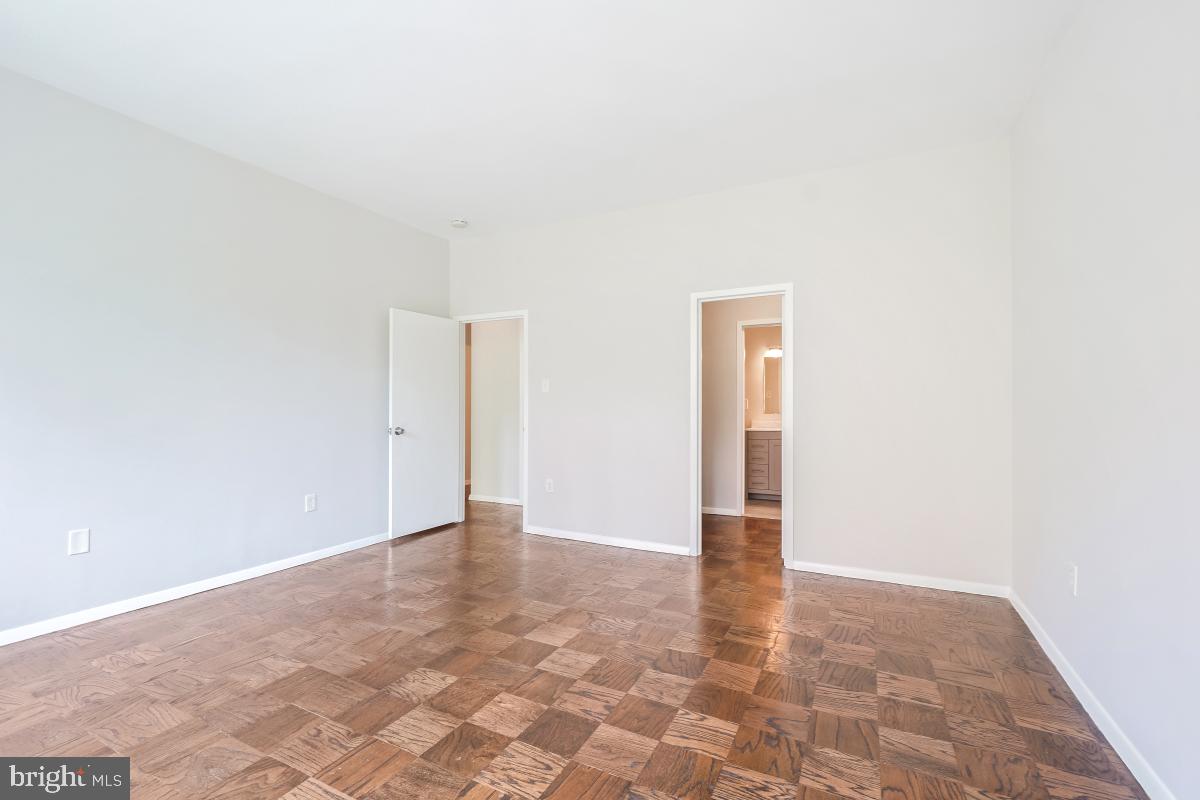 4101 CATHEDRAL AVE NW #510, WASHINGTON, District Of Columbia 20016, 2 Bedrooms Bedrooms, ,2 BathroomsBathrooms,Residential,For sale,4101 CATHEDRAL AVE NW #510,DCDC2212728 MLS # DCDC2212728