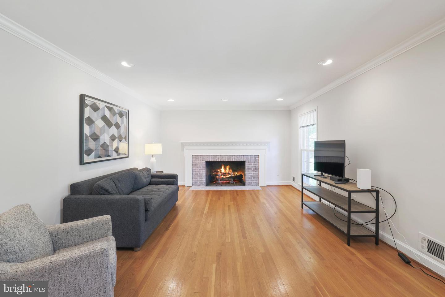 5817 DAWES AVE, ALEXANDRIA, Virginia 22311, 5 Bedrooms Bedrooms, ,2 BathroomsBathrooms,Residential,For sale,5817 DAWES AVE,VAFX2258328 MLS # VAFX2258328