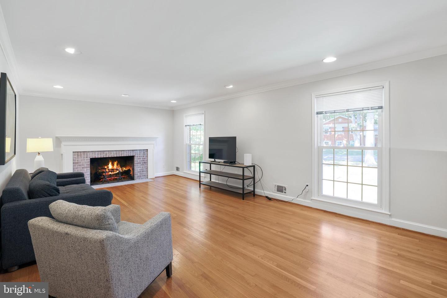 5817 DAWES AVE, ALEXANDRIA, Virginia 22311, 5 Bedrooms Bedrooms, ,2 BathroomsBathrooms,Residential,For sale,5817 DAWES AVE,VAFX2258328 MLS # VAFX2258328