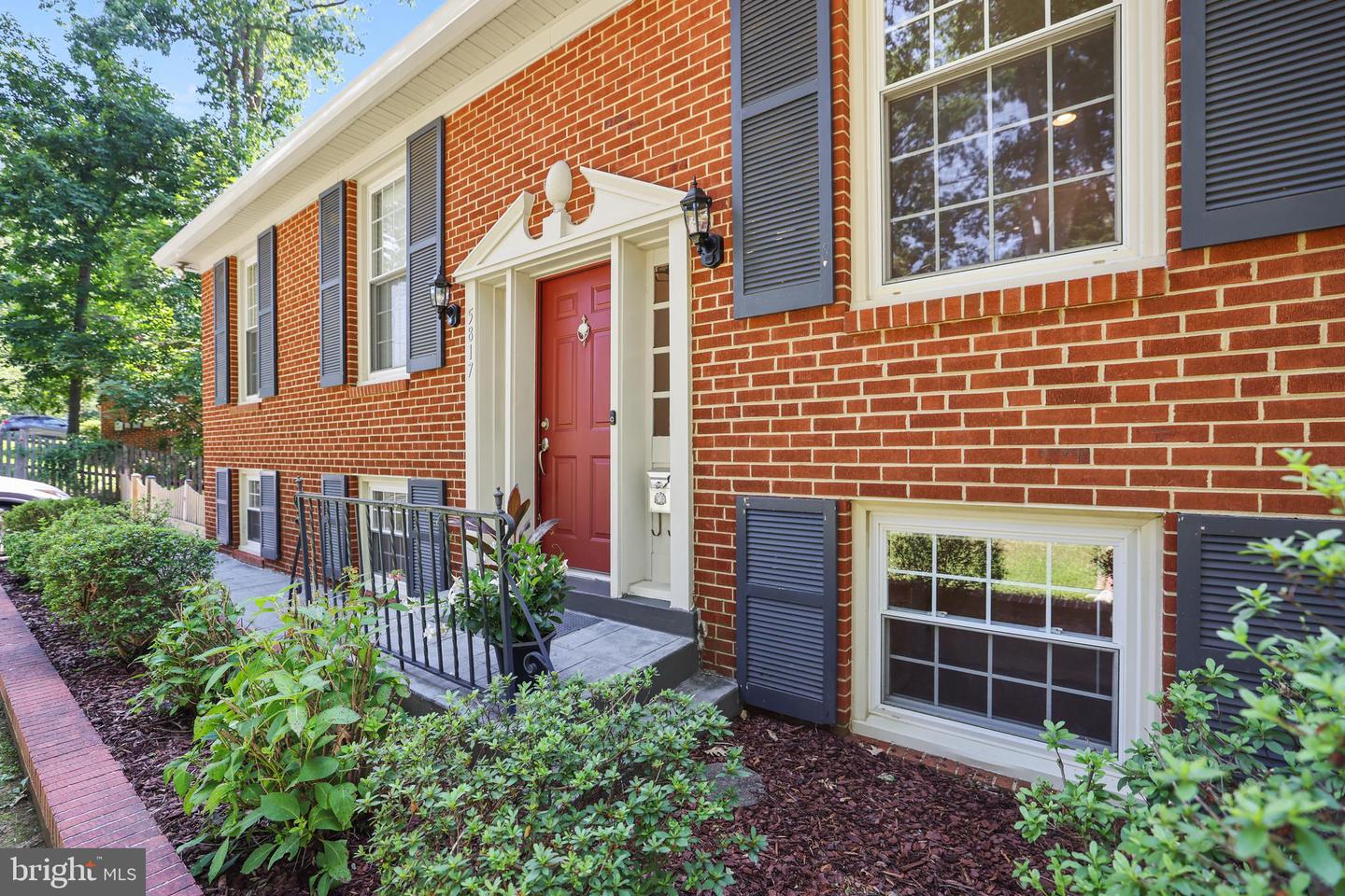 5817 DAWES AVE, ALEXANDRIA, Virginia 22311, 5 Bedrooms Bedrooms, ,2 BathroomsBathrooms,Residential,For sale,5817 DAWES AVE,VAFX2258328 MLS # VAFX2258328