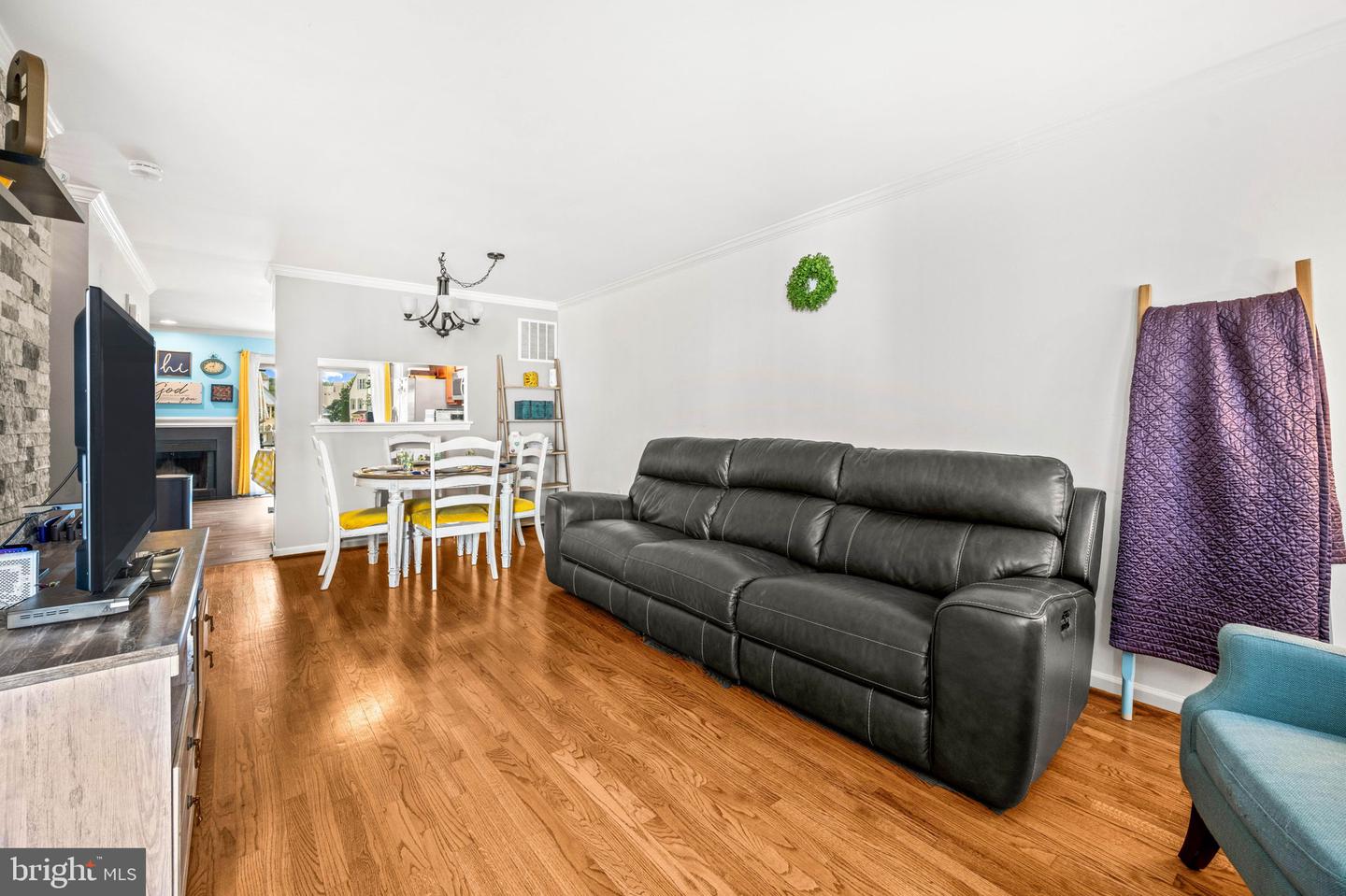 12849 MILL HOUSE CT, WOODBRIDGE, Virginia 22192, 3 Bedrooms Bedrooms, ,3 BathroomsBathrooms,Residential,For sale,12849 MILL HOUSE CT,VAPW2100326 MLS # VAPW2100326