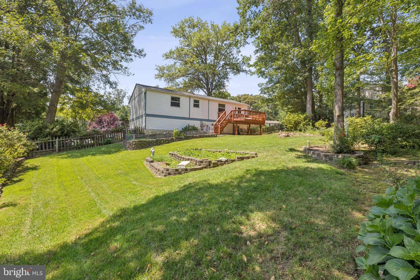 8011 TREASURE TREE CT, SPRINGFIELD, Virginia 22153, 3 Bedrooms Bedrooms, 6 Rooms Rooms,2 BathroomsBathrooms,Residential,For sale,8011 TREASURE TREE CT,VAFX2258338 MLS # VAFX2258338