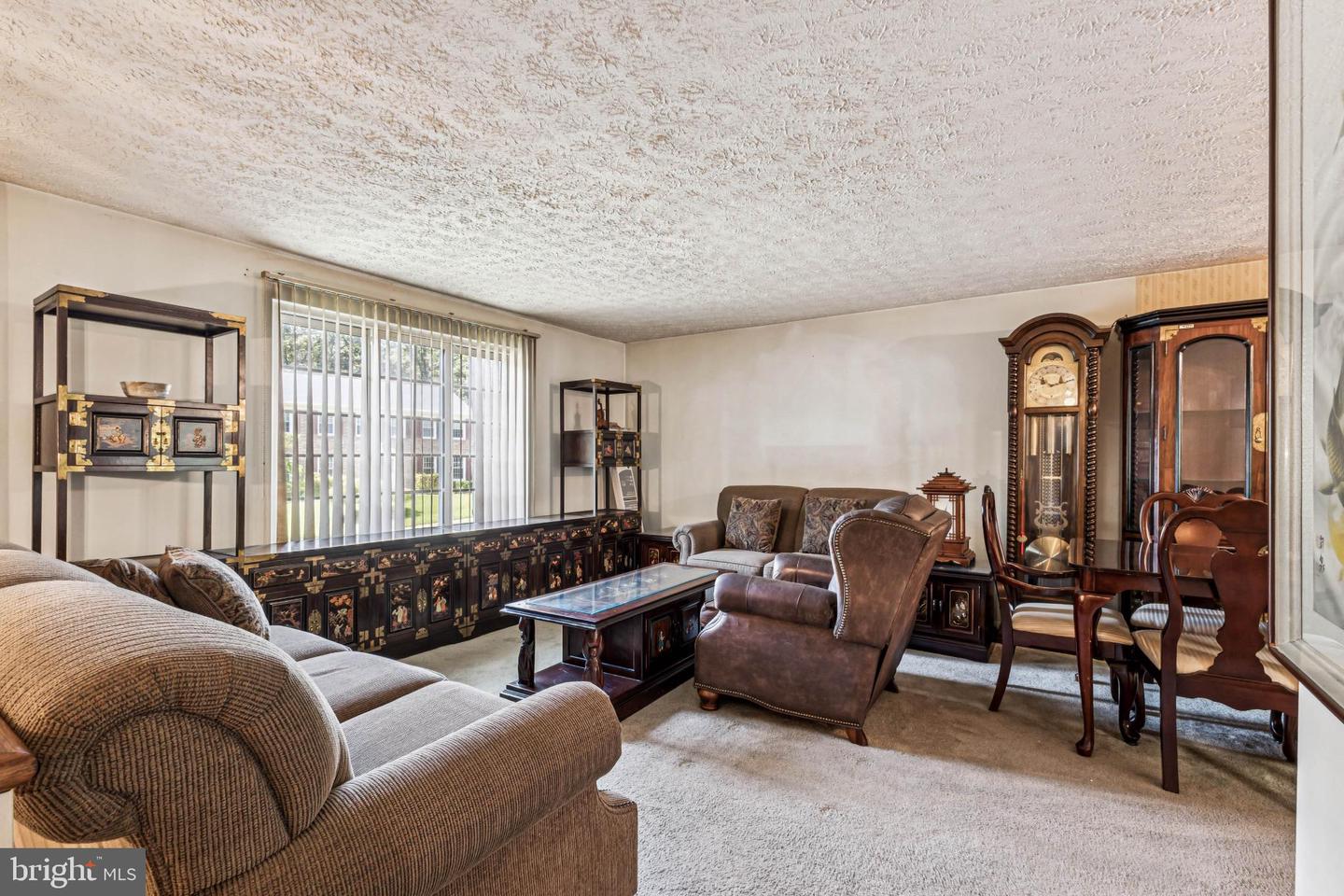 8011 TREASURE TREE CT, SPRINGFIELD, Virginia 22153, 3 Bedrooms Bedrooms, 6 Rooms Rooms,2 BathroomsBathrooms,Residential,For sale,8011 TREASURE TREE CT,VAFX2258338 MLS # VAFX2258338