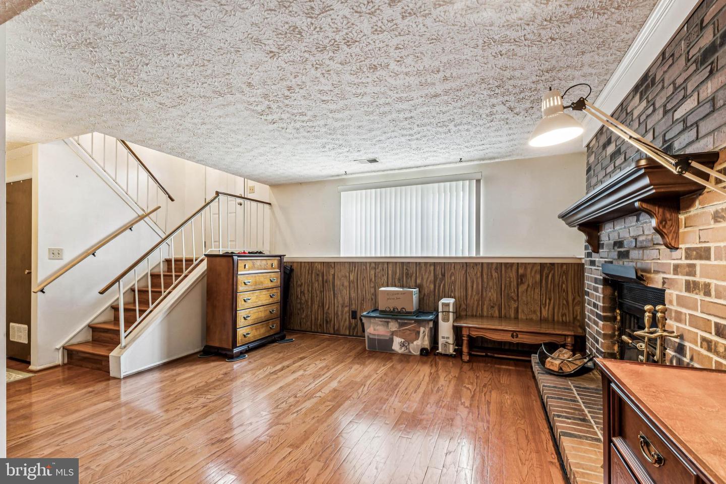 8011 TREASURE TREE CT, SPRINGFIELD, Virginia 22153, 3 Bedrooms Bedrooms, 6 Rooms Rooms,2 BathroomsBathrooms,Residential,For sale,8011 TREASURE TREE CT,VAFX2258338 MLS # VAFX2258338