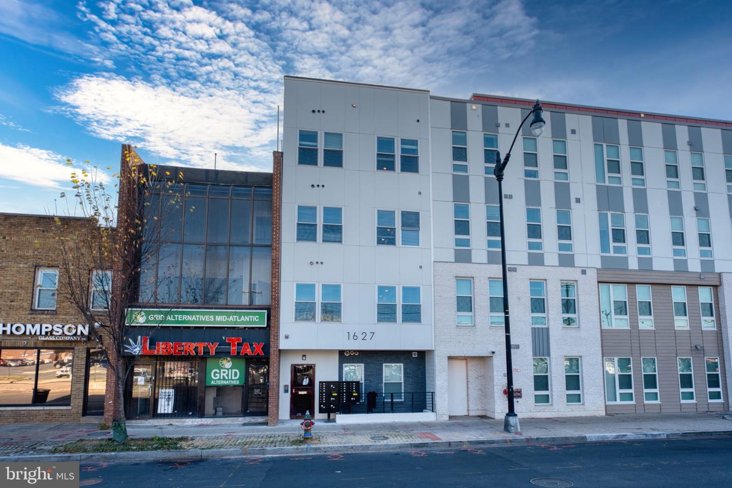 1627 BENNING RD NE #103, WASHINGTON, District Of Columbia 20002, 1 Bedroom Bedrooms, ,1 BathroomBathrooms,Residential,For sale,1627 BENNING RD NE #103,DCDC2212830 MLS # DCDC2212830