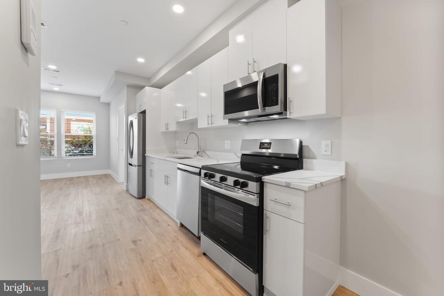 1627 BENNING RD NE #103, WASHINGTON, District Of Columbia 20002, 1 Bedroom Bedrooms, ,1 BathroomBathrooms,Residential,For sale,1627 BENNING RD NE #103,DCDC2212830 MLS # DCDC2212830