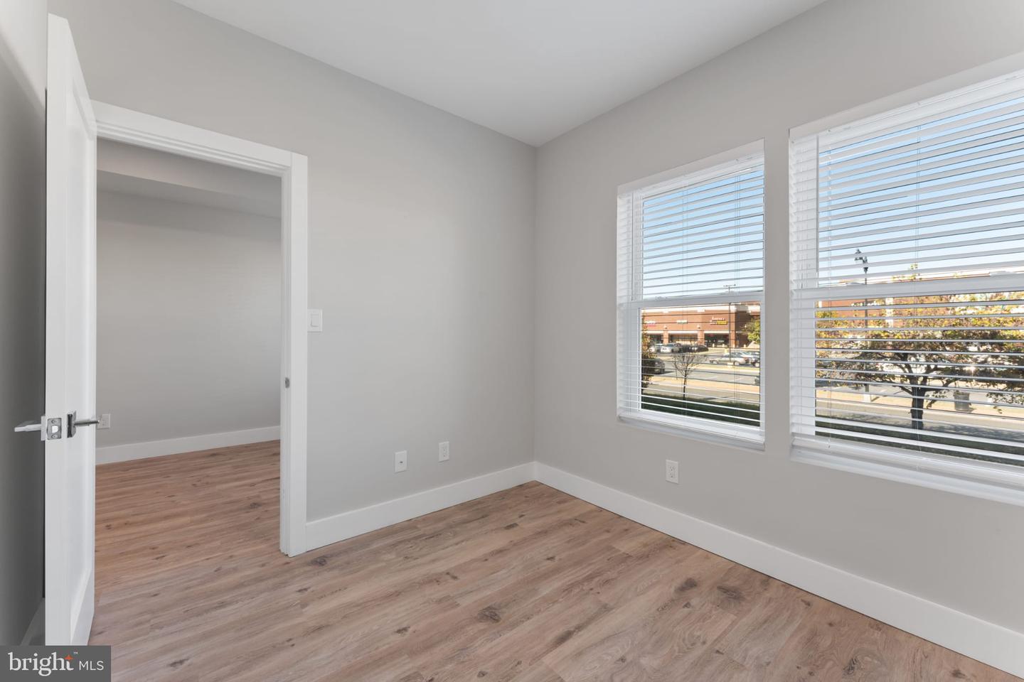 1627 BENNING RD NE #103, WASHINGTON, District Of Columbia 20002, 1 Bedroom Bedrooms, ,1 BathroomBathrooms,Residential,For sale,1627 BENNING RD NE #103,DCDC2212830 MLS # DCDC2212830