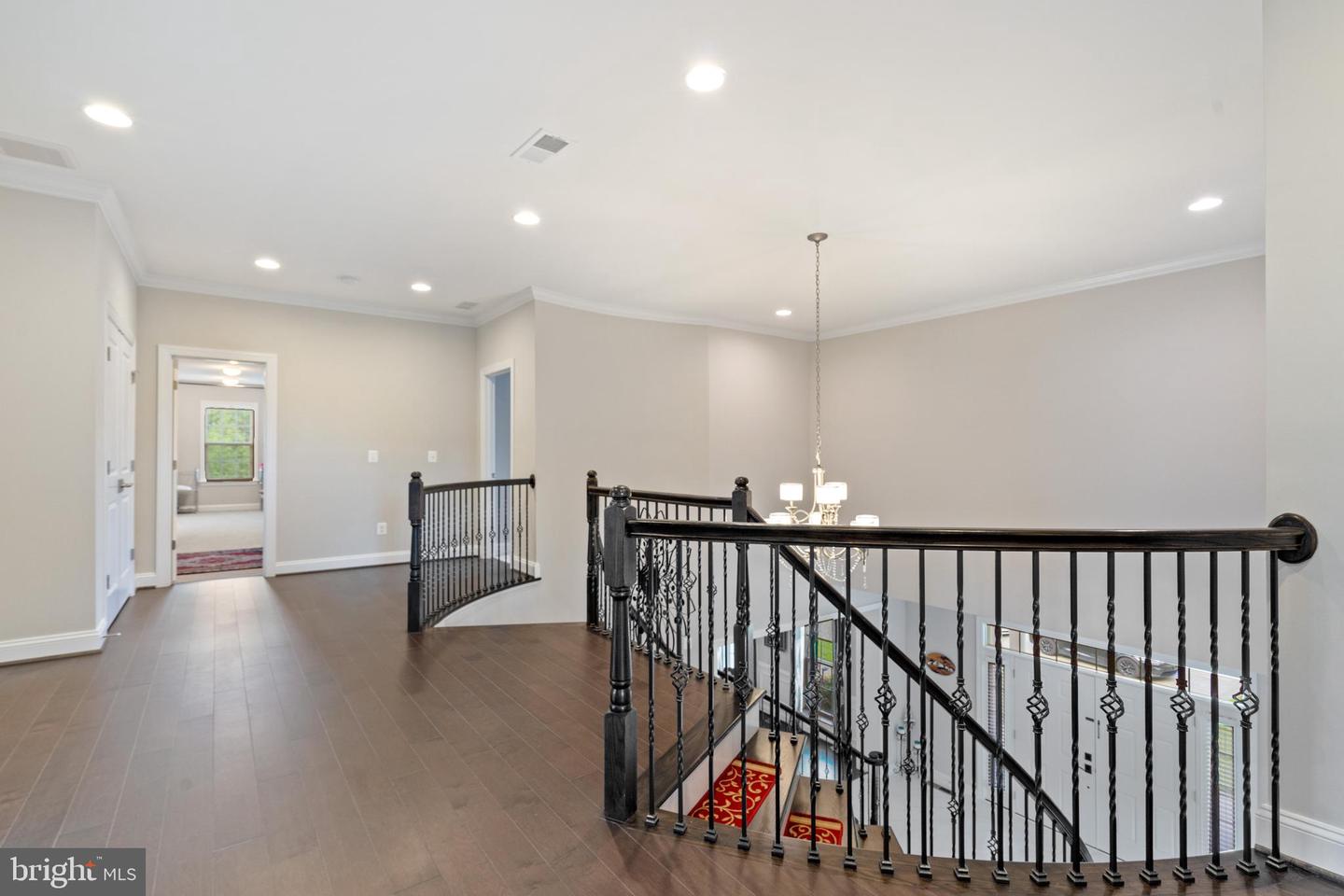 7018 CENTREVILLE RD, CENTREVILLE, Virginia 20121, 5 Bedrooms Bedrooms, ,5 BathroomsBathrooms,Residential,For sale,7018 CENTREVILLE RD,VAFX2238226 MLS # VAFX2238226