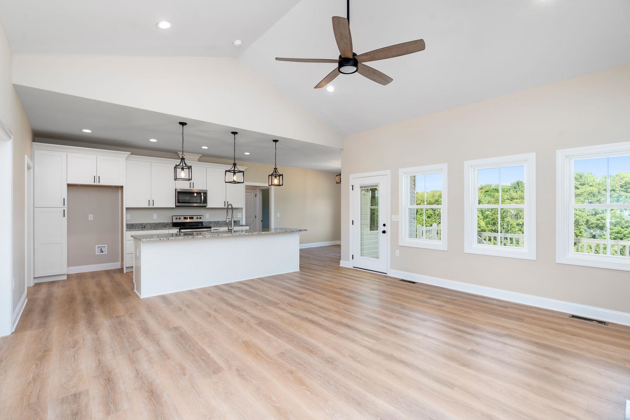 209 TOMASVILLE DR, WAYNESBORO, Virginia 22980, 3 Bedrooms Bedrooms, ,2 BathroomsBathrooms,Residential,Casa Blanca,209 TOMASVILLE DR,667280 MLS # 667280