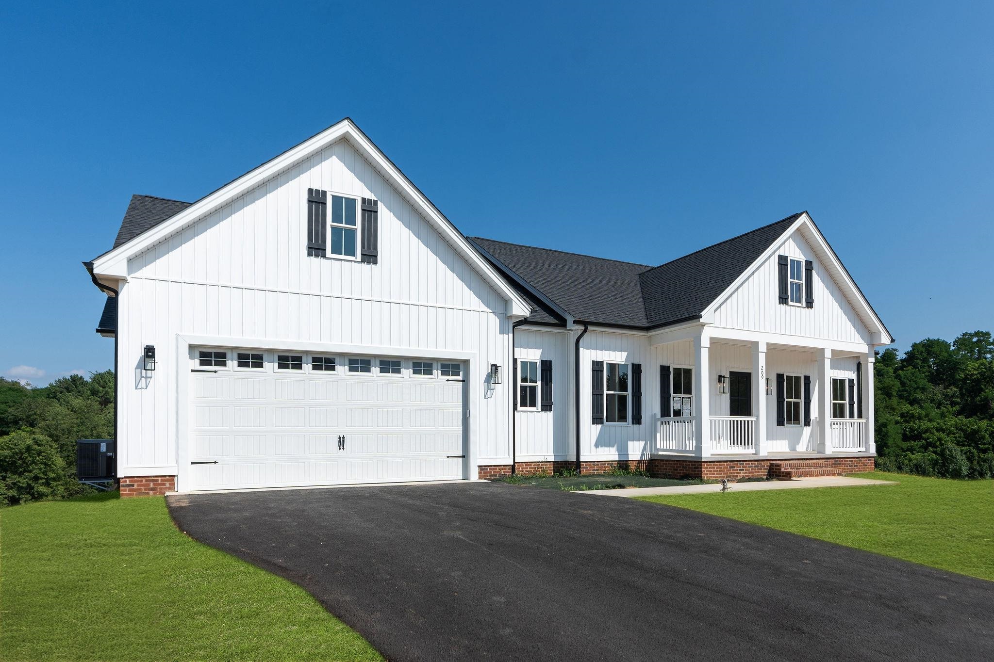 209 TOMASVILLE DR, WAYNESBORO, Virginia 22980, 3 Bedrooms Bedrooms, ,2 BathroomsBathrooms,Residential,Casa Blanca,209 TOMASVILLE DR,667280 MLS # 667280