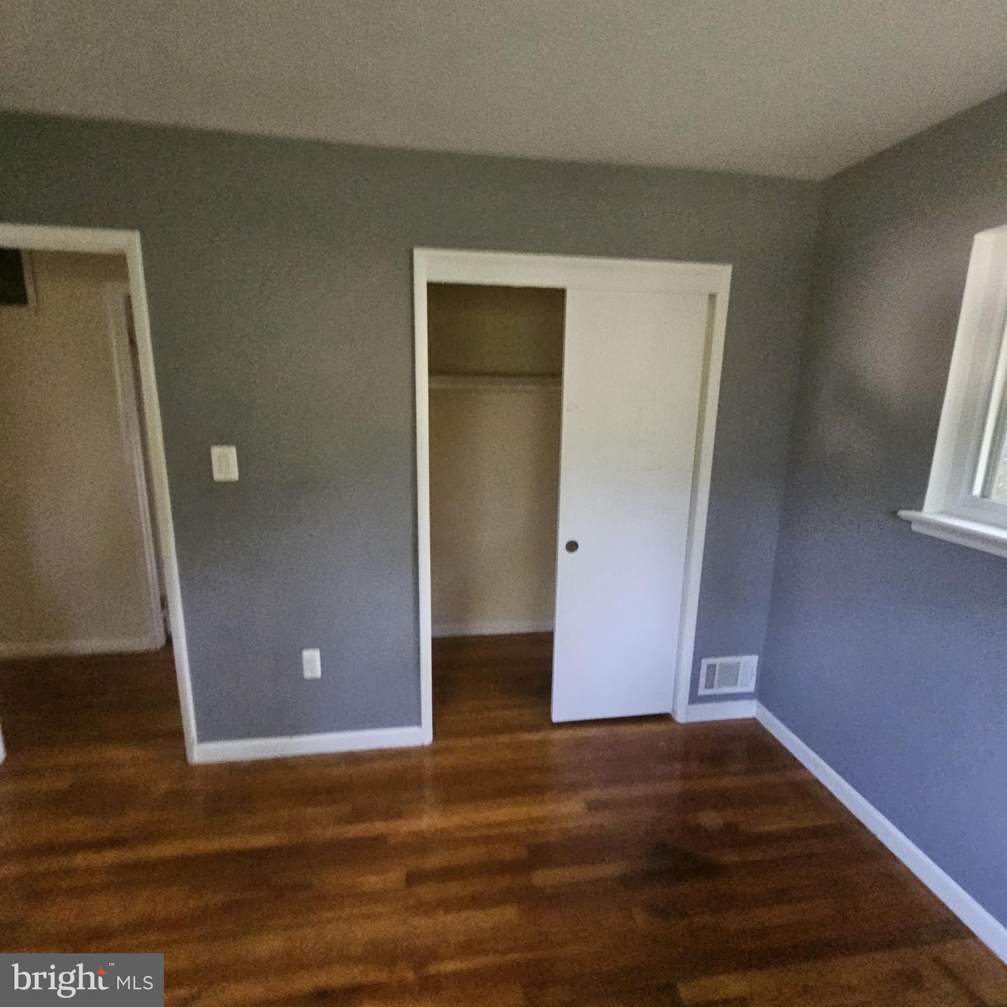7717 GLENISTER DR, SPRINGFIELD, Virginia 22152, 5 Bedrooms Bedrooms, ,3 BathroomsBathrooms,Residential,For sale,7717 GLENISTER DR,VAFX2256958 MLS # VAFX2256958