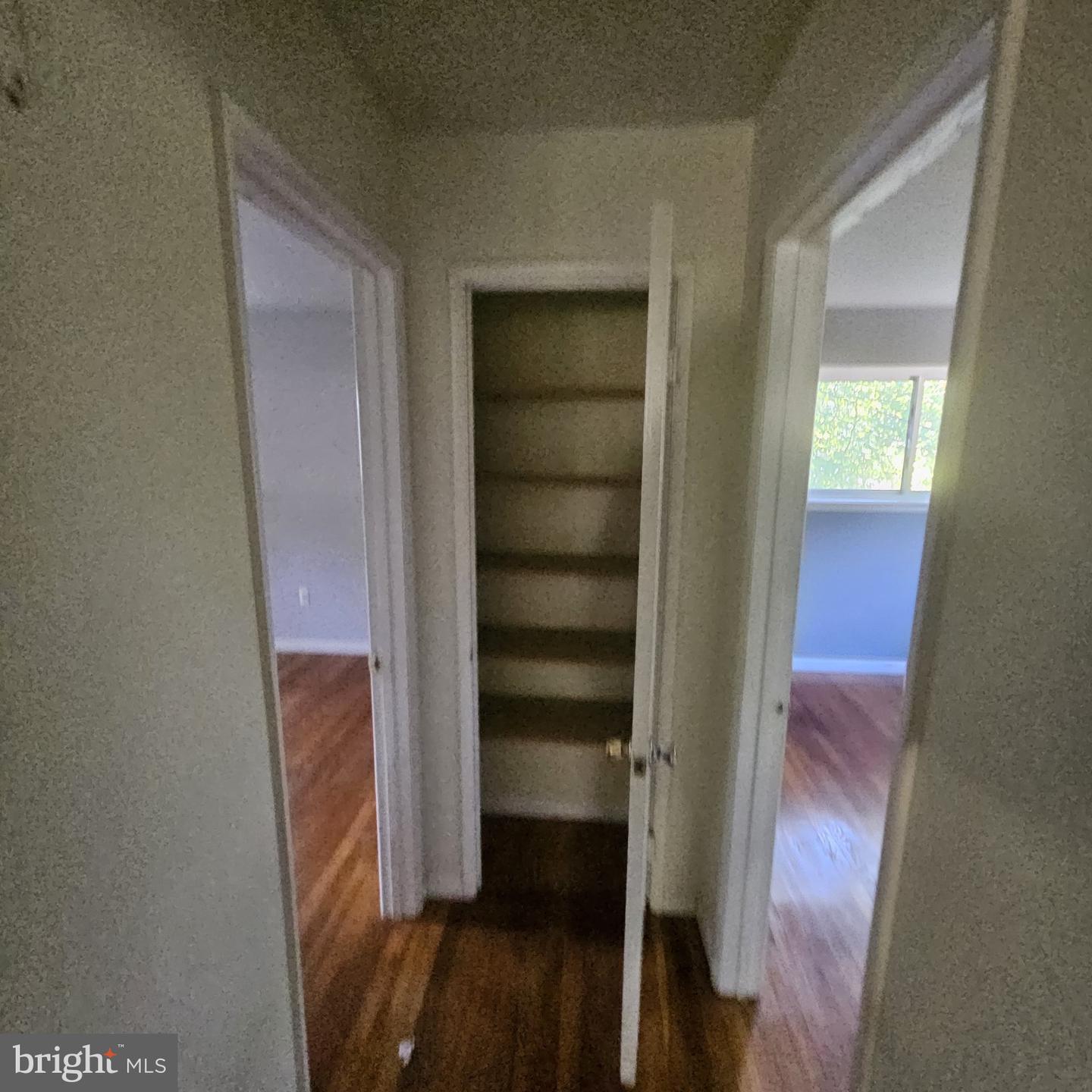 7717 GLENISTER DR, SPRINGFIELD, Virginia 22152, 5 Bedrooms Bedrooms, ,3 BathroomsBathrooms,Residential,For sale,7717 GLENISTER DR,VAFX2256958 MLS # VAFX2256958