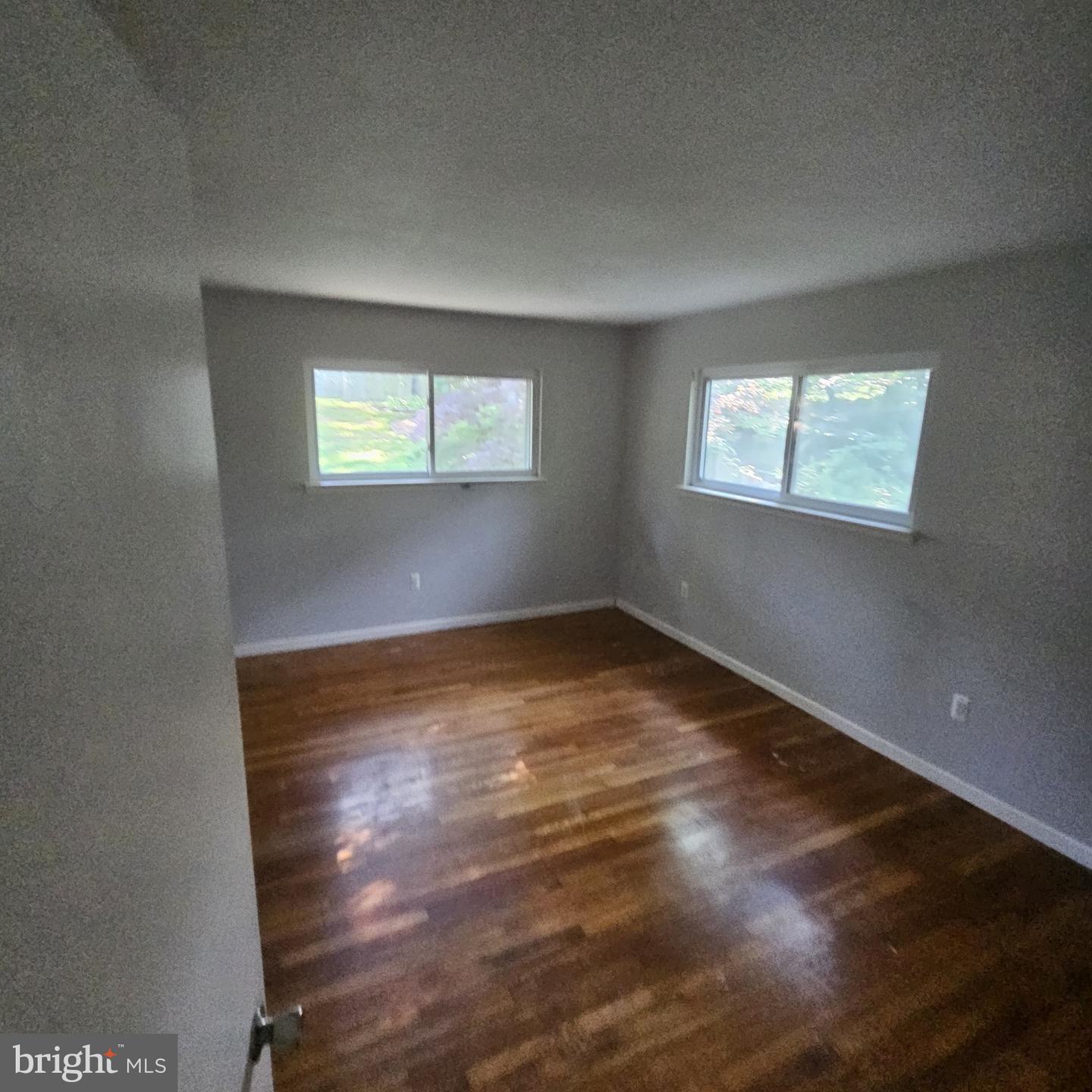 7717 GLENISTER DR, SPRINGFIELD, Virginia 22152, 5 Bedrooms Bedrooms, ,3 BathroomsBathrooms,Residential,For sale,7717 GLENISTER DR,VAFX2256958 MLS # VAFX2256958