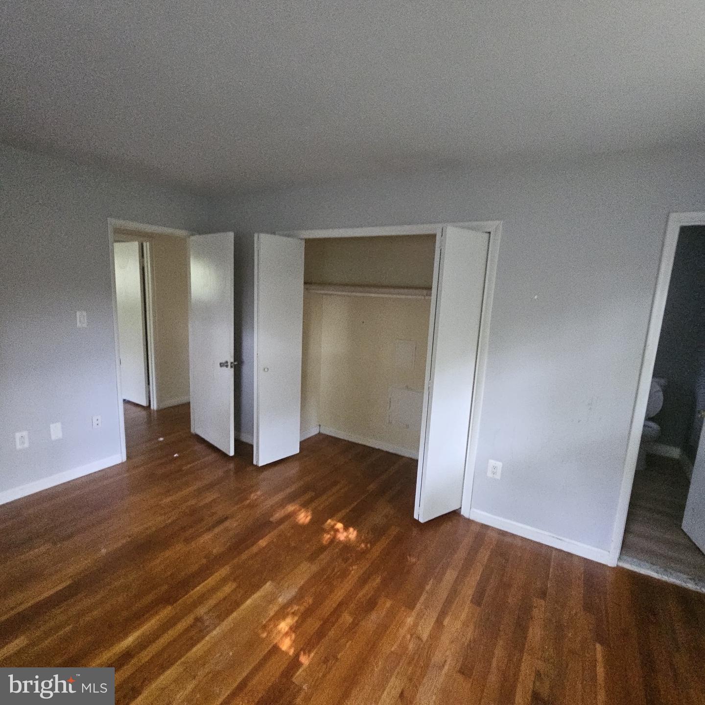 7717 GLENISTER DR, SPRINGFIELD, Virginia 22152, 5 Bedrooms Bedrooms, ,3 BathroomsBathrooms,Residential,For sale,7717 GLENISTER DR,VAFX2256958 MLS # VAFX2256958