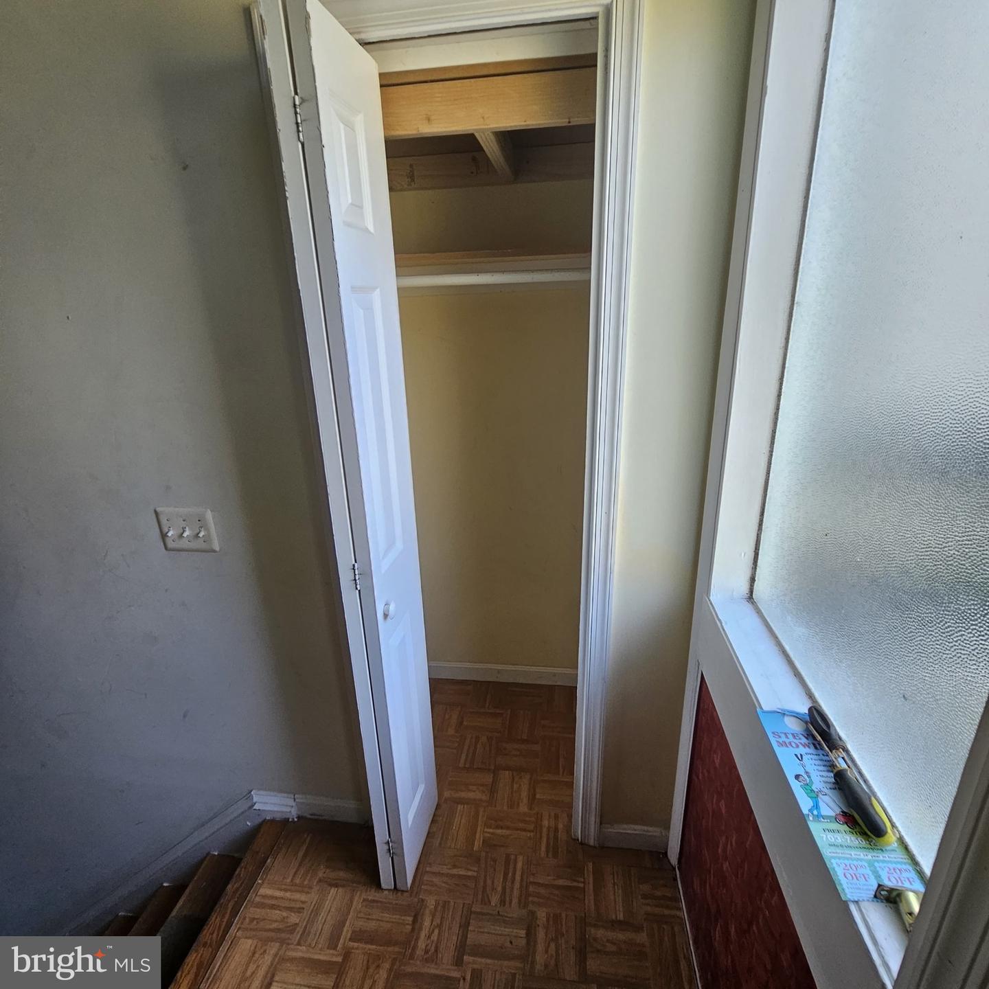 7717 GLENISTER DR, SPRINGFIELD, Virginia 22152, 5 Bedrooms Bedrooms, ,3 BathroomsBathrooms,Residential,For sale,7717 GLENISTER DR,VAFX2256958 MLS # VAFX2256958