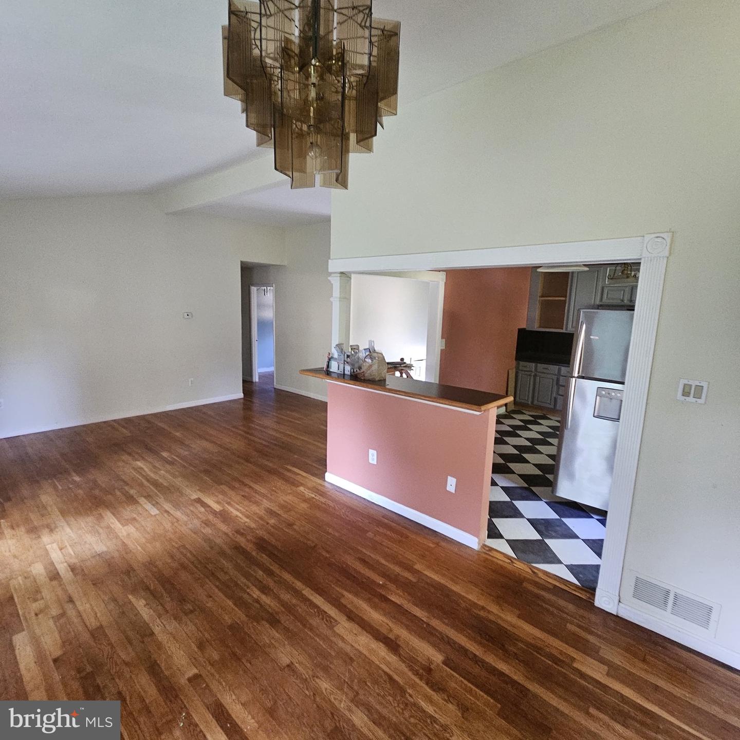 7717 GLENISTER DR, SPRINGFIELD, Virginia 22152, 5 Bedrooms Bedrooms, ,3 BathroomsBathrooms,Residential,For sale,7717 GLENISTER DR,VAFX2256958 MLS # VAFX2256958