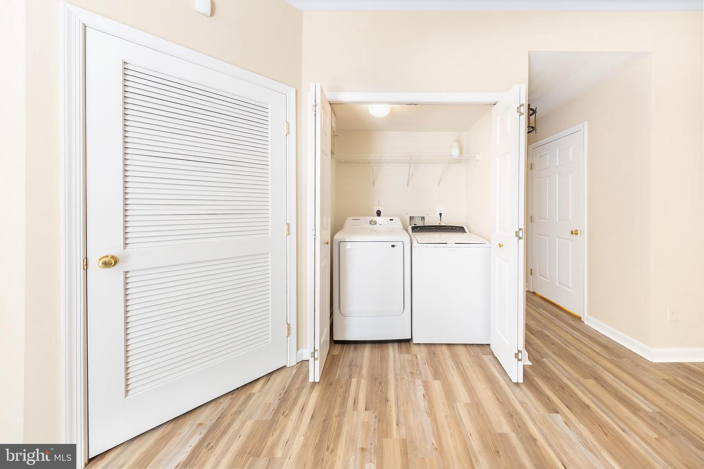 2977 HUNTINGTON GROVE SQ, ALEXANDRIA, Virginia 22306, 3 Bedrooms Bedrooms, ,2 BathroomsBathrooms,Residential,For sale,2977 HUNTINGTON GROVE SQ,VAFX2258008 MLS # VAFX2258008