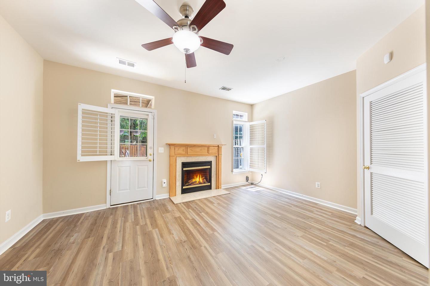 2977 HUNTINGTON GROVE SQ, ALEXANDRIA, Virginia 22306, 3 Bedrooms Bedrooms, ,2 BathroomsBathrooms,Residential,For sale,2977 HUNTINGTON GROVE SQ,VAFX2258008 MLS # VAFX2258008