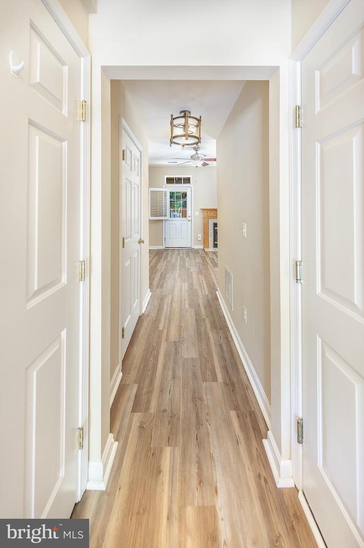 2977 HUNTINGTON GROVE SQ, ALEXANDRIA, Virginia 22306, 3 Bedrooms Bedrooms, ,2 BathroomsBathrooms,Residential,For sale,2977 HUNTINGTON GROVE SQ,VAFX2258008 MLS # VAFX2258008