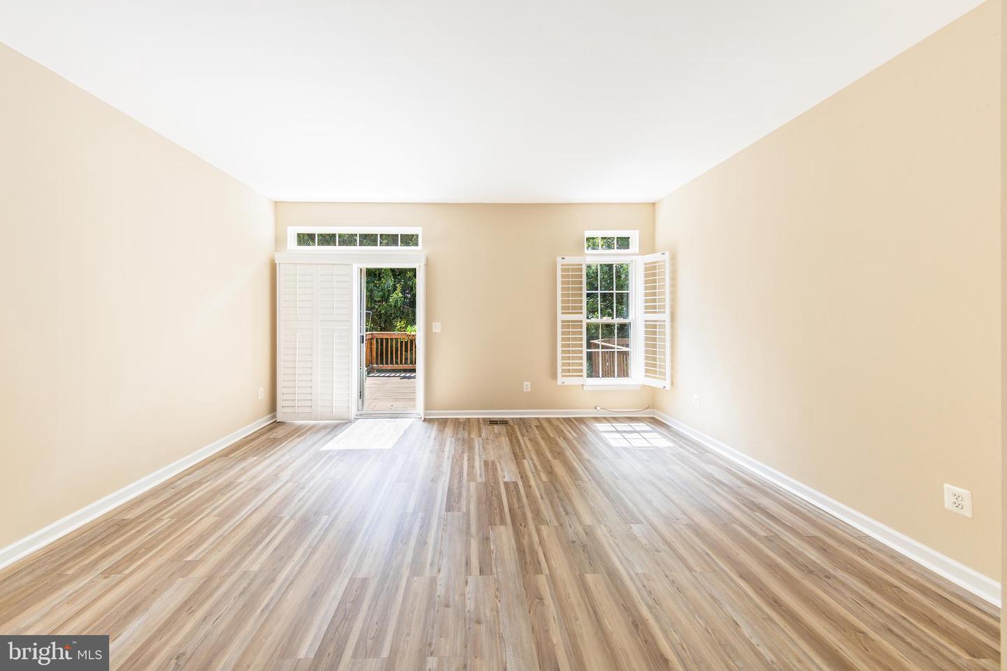 2977 HUNTINGTON GROVE SQ, ALEXANDRIA, Virginia 22306, 3 Bedrooms Bedrooms, ,2 BathroomsBathrooms,Residential,For sale,2977 HUNTINGTON GROVE SQ,VAFX2258008 MLS # VAFX2258008