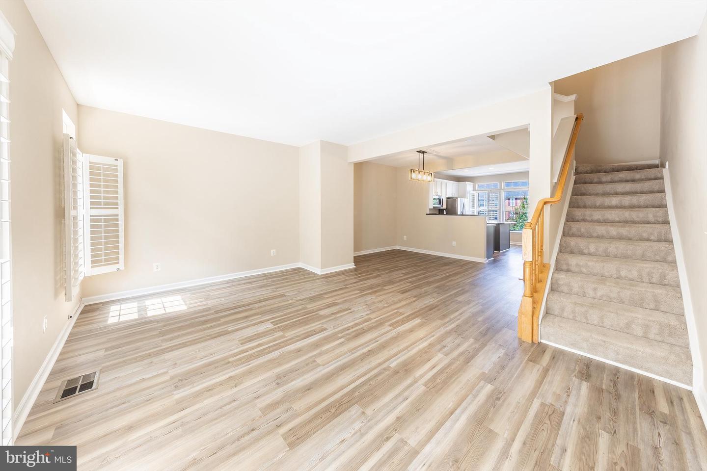 2977 HUNTINGTON GROVE SQ, ALEXANDRIA, Virginia 22306, 3 Bedrooms Bedrooms, ,2 BathroomsBathrooms,Residential,For sale,2977 HUNTINGTON GROVE SQ,VAFX2258008 MLS # VAFX2258008
