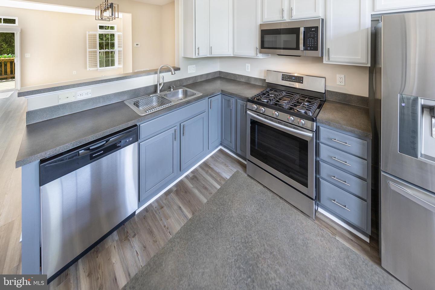 2977 HUNTINGTON GROVE SQ, ALEXANDRIA, Virginia 22306, 3 Bedrooms Bedrooms, ,2 BathroomsBathrooms,Residential,For sale,2977 HUNTINGTON GROVE SQ,VAFX2258008 MLS # VAFX2258008
