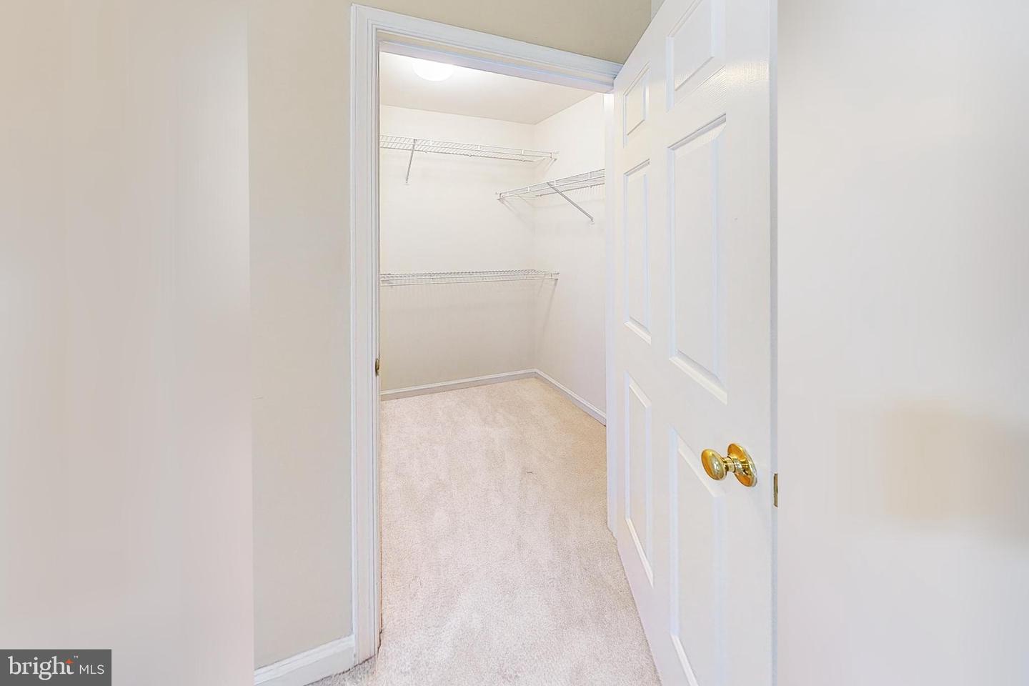 2977 HUNTINGTON GROVE SQ, ALEXANDRIA, Virginia 22306, 3 Bedrooms Bedrooms, ,2 BathroomsBathrooms,Residential,For sale,2977 HUNTINGTON GROVE SQ,VAFX2258008 MLS # VAFX2258008