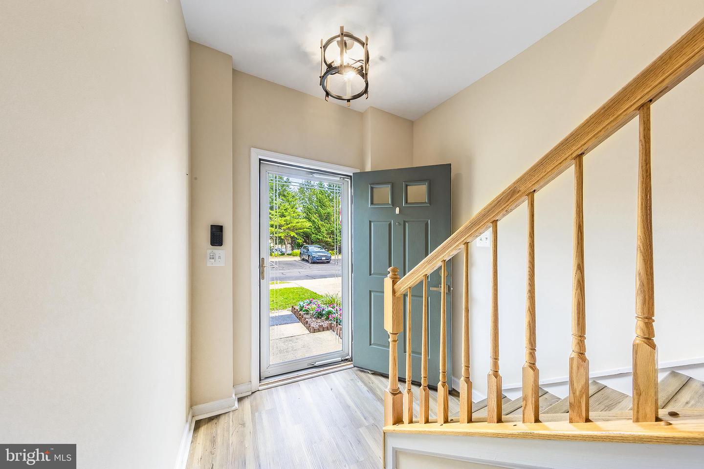 2977 HUNTINGTON GROVE SQ, ALEXANDRIA, Virginia 22306, 3 Bedrooms Bedrooms, ,2 BathroomsBathrooms,Residential,For sale,2977 HUNTINGTON GROVE SQ,VAFX2258008 MLS # VAFX2258008