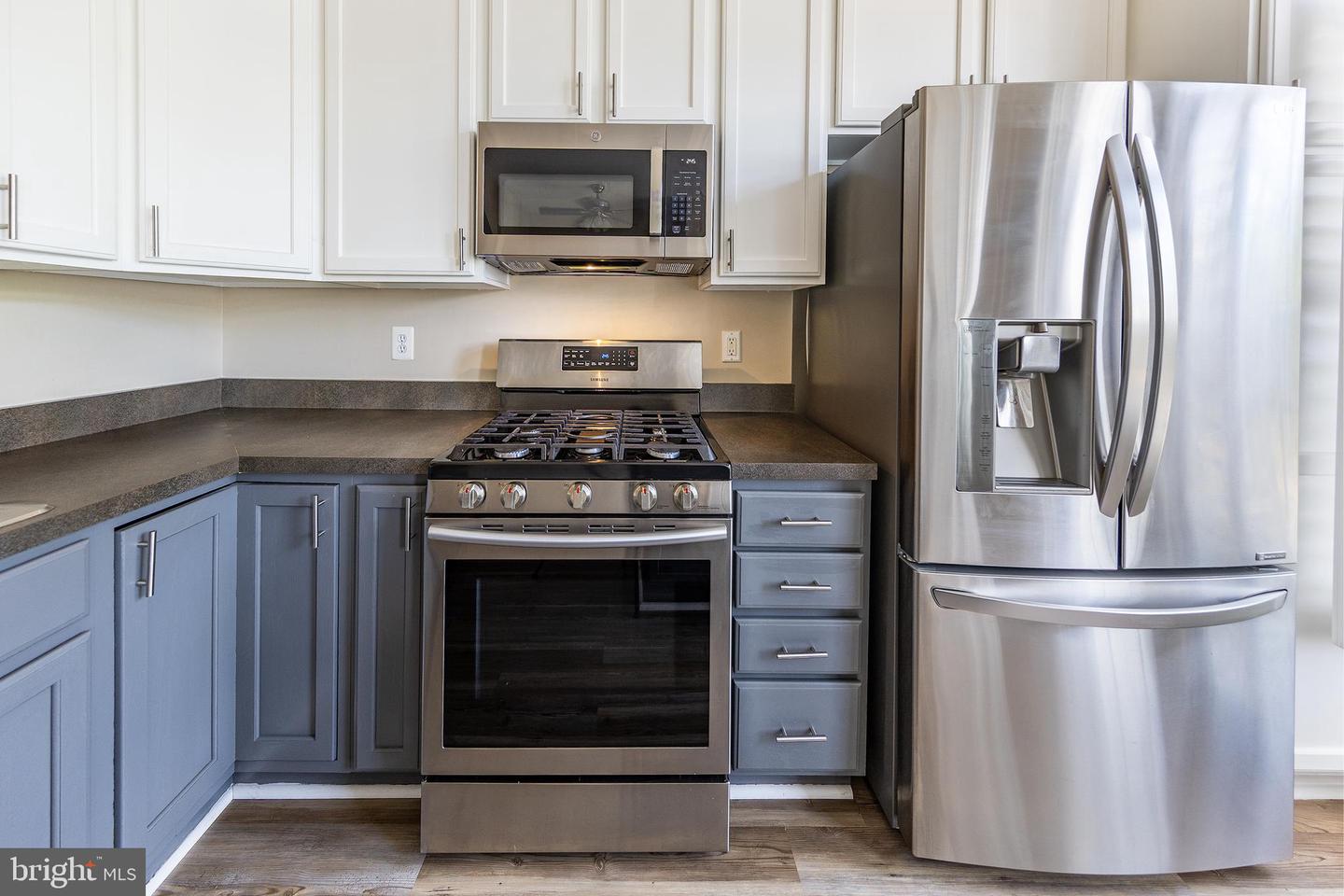 2977 HUNTINGTON GROVE SQ, ALEXANDRIA, Virginia 22306, 3 Bedrooms Bedrooms, ,2 BathroomsBathrooms,Residential,For sale,2977 HUNTINGTON GROVE SQ,VAFX2258008 MLS # VAFX2258008