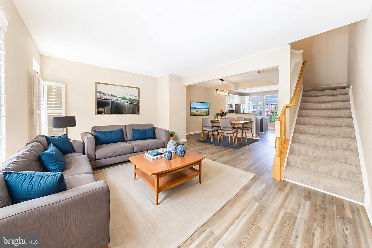 2977 HUNTINGTON GROVE SQ, ALEXANDRIA, Virginia 22306, 3 Bedrooms Bedrooms, ,2 BathroomsBathrooms,Residential,For sale,2977 HUNTINGTON GROVE SQ,VAFX2258008 MLS # VAFX2258008