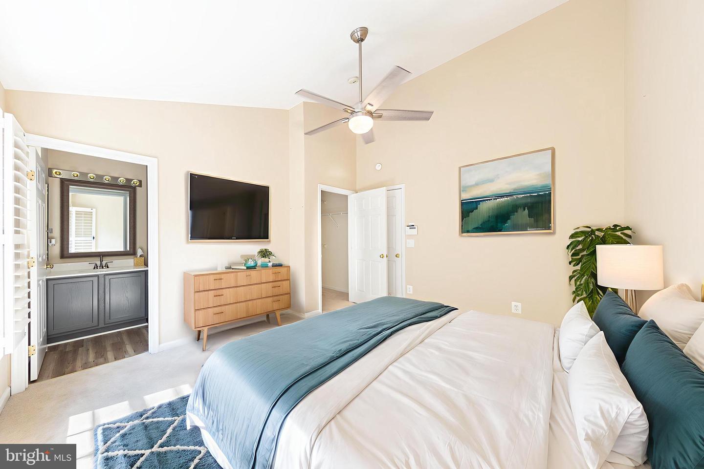 2977 HUNTINGTON GROVE SQ, ALEXANDRIA, Virginia 22306, 3 Bedrooms Bedrooms, ,2 BathroomsBathrooms,Residential,For sale,2977 HUNTINGTON GROVE SQ,VAFX2258008 MLS # VAFX2258008