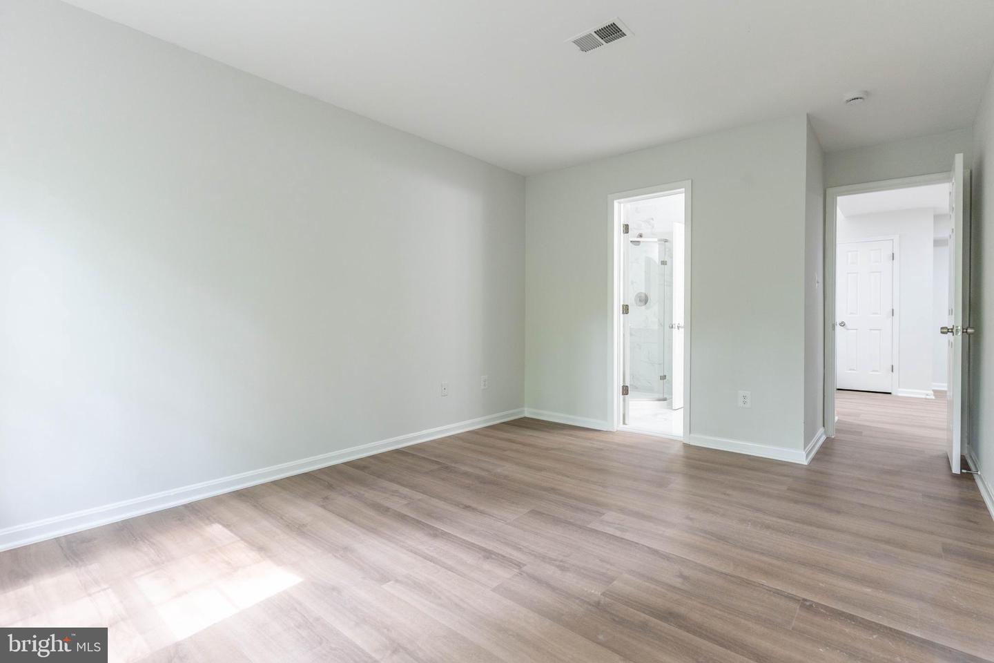 11709 KARBON HILL CT #606A, RESTON, Virginia 20191, 3 Bedrooms Bedrooms, ,2 BathroomsBathrooms,Residential,For sale,11709 KARBON HILL CT #606A,VAFX2258454 MLS # VAFX2258454