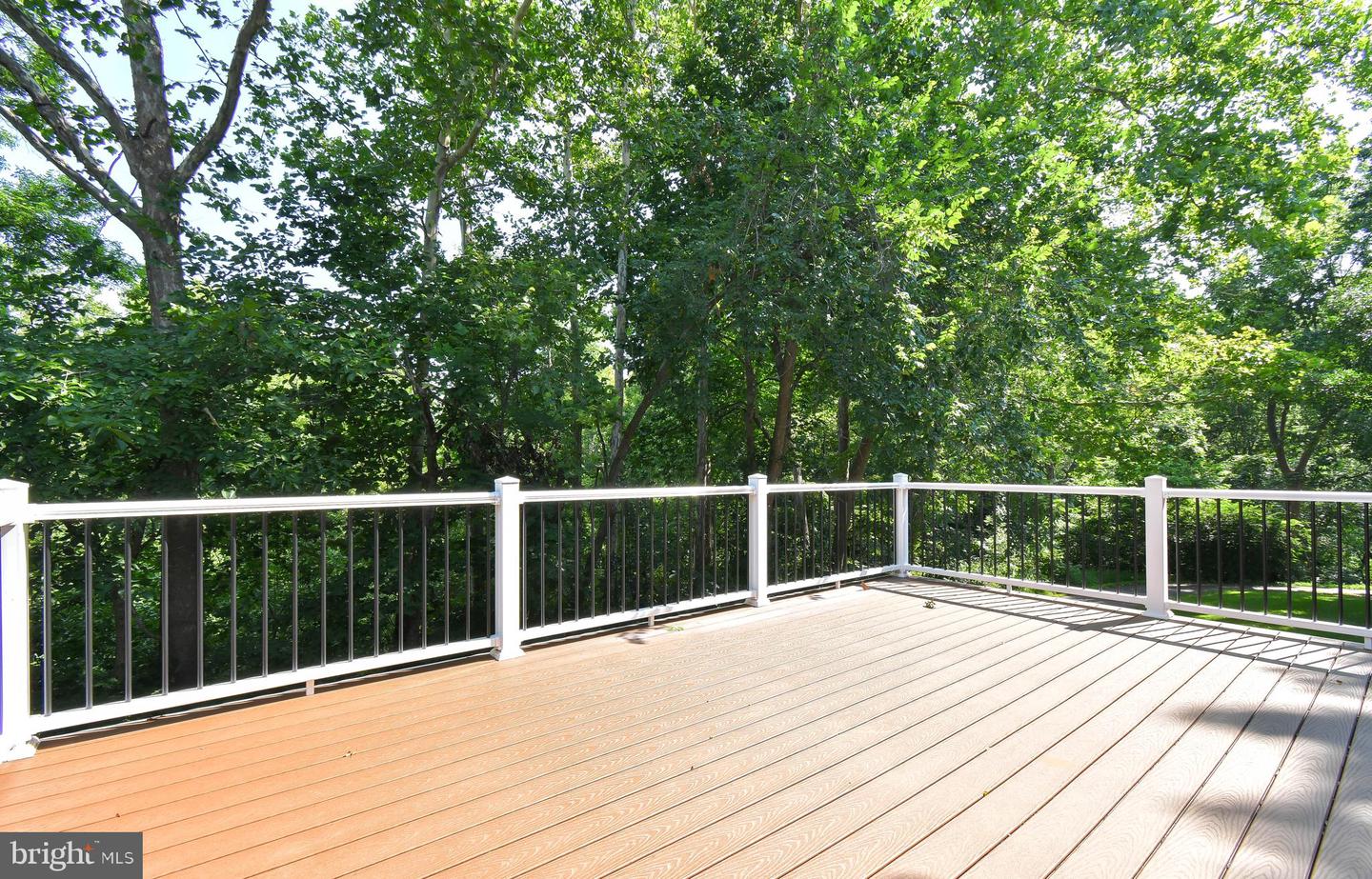5168 GLEN MEADOW DR, CENTREVILLE, Virginia 20120, 3 Bedrooms Bedrooms, ,2 BathroomsBathrooms,Residential,For sale,5168 GLEN MEADOW DR,VAFX2258462 MLS # VAFX2258462
