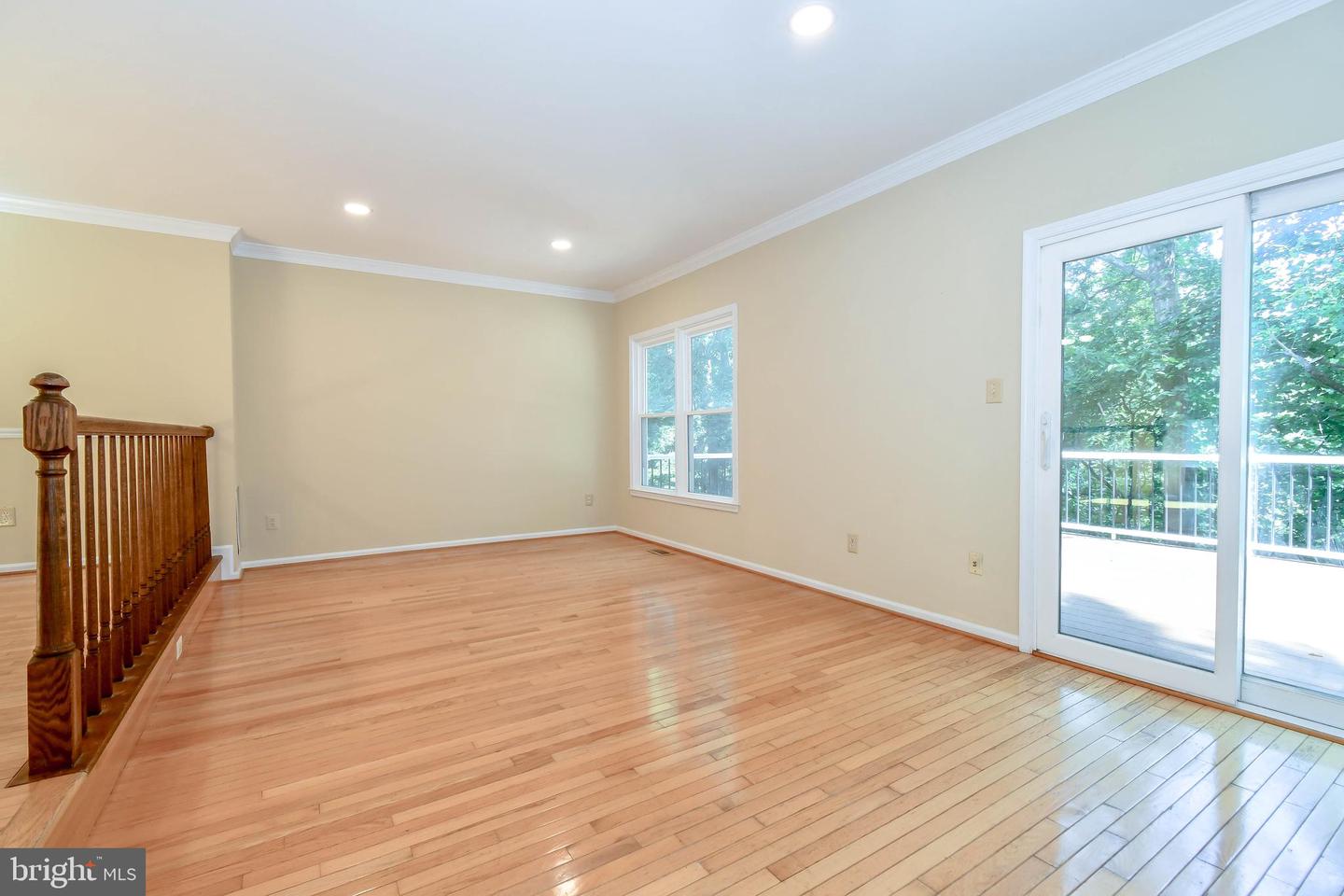 5168 GLEN MEADOW DR, CENTREVILLE, Virginia 20120, 3 Bedrooms Bedrooms, ,2 BathroomsBathrooms,Residential,For sale,5168 GLEN MEADOW DR,VAFX2258462 MLS # VAFX2258462