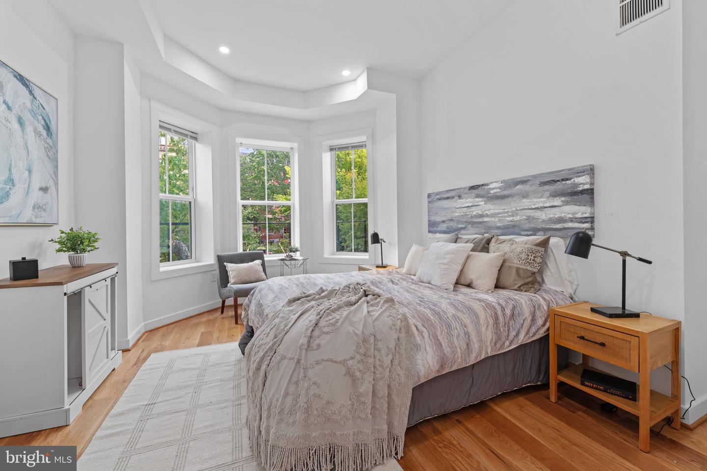 1312 FAIRMONT ST NW #1, WASHINGTON, District Of Columbia 20009, 4 Bedrooms Bedrooms, ,3 BathroomsBathrooms,Residential,For sale,1312 FAIRMONT ST NW #1,DCDC2212856 MLS # DCDC2212856
