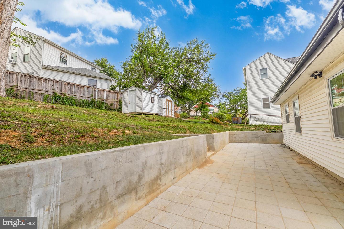 5105 11TH ST S, ARLINGTON, Virginia 22204, 3 Bedrooms Bedrooms, ,2 BathroomsBathrooms,Residential,For sale,5105 11TH ST S,VAAR2061608 MLS # VAAR2061608