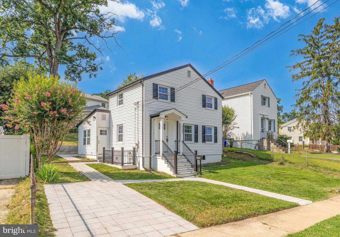 5105 11TH ST S, ARLINGTON, Virginia 22204, 3 Bedrooms Bedrooms, ,2 BathroomsBathrooms,Residential,For sale,5105 11TH ST S,VAAR2061608 MLS # VAAR2061608