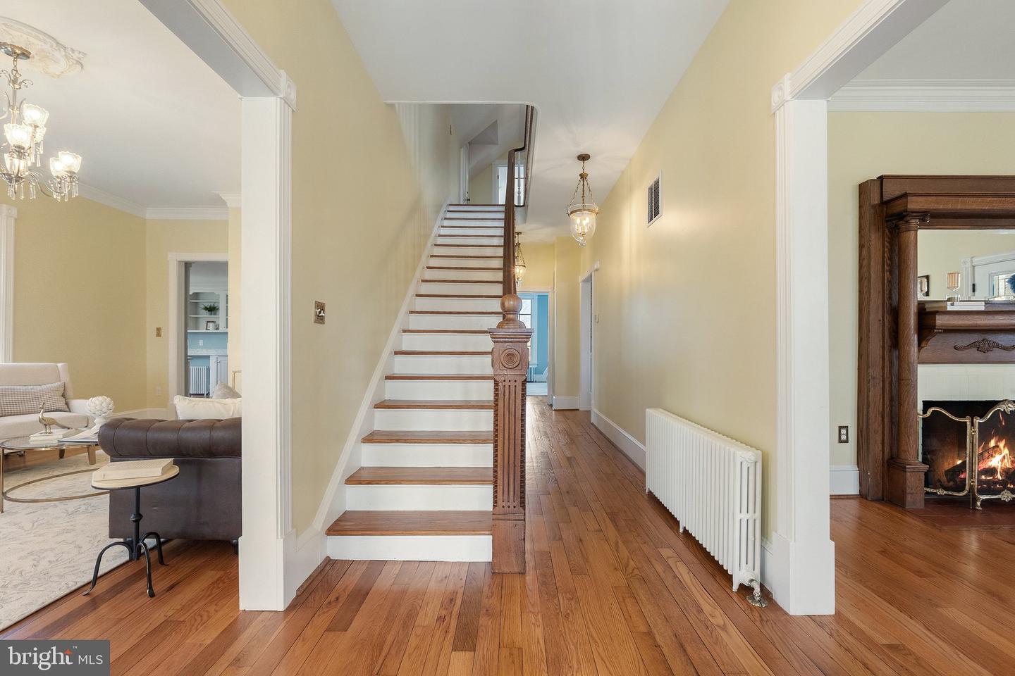 1521 N ROYAL AVE, FRONT ROYAL, Virginia 22630, 7 Bedrooms Bedrooms, ,3 BathroomsBathrooms,Residential,For sale,1521 N ROYAL AVE,VAWR2010612 MLS # VAWR2010612