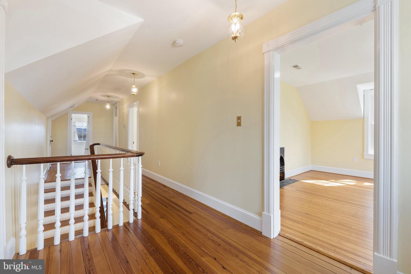 1521 N ROYAL AVE, FRONT ROYAL, Virginia 22630, 7 Bedrooms Bedrooms, ,3 BathroomsBathrooms,Residential,For sale,1521 N ROYAL AVE,VAWR2010612 MLS # VAWR2010612
