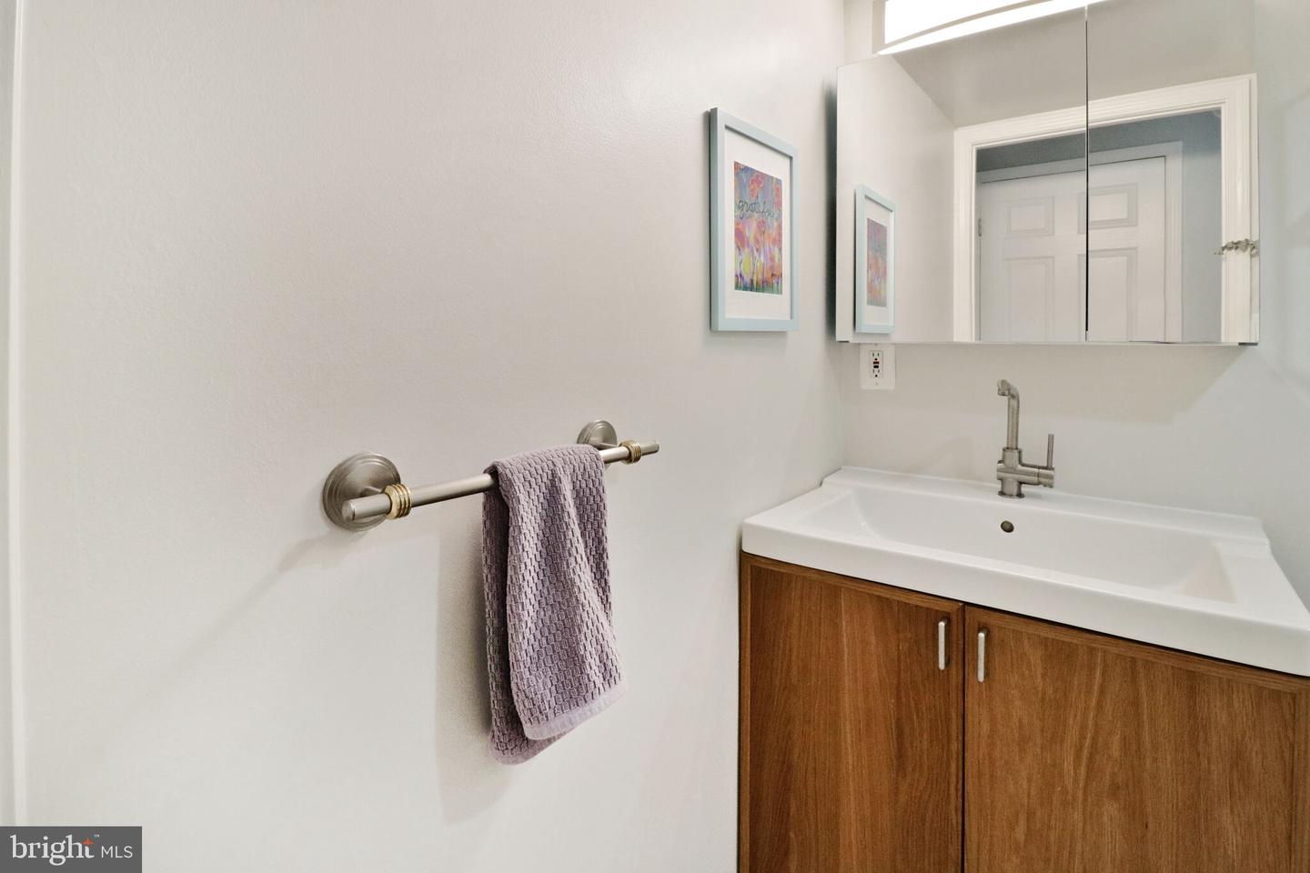 1225 MARTHA CUSTIS DR #720, ALEXANDRIA, Virginia 22302, 2 Bedrooms Bedrooms, ,2 BathroomsBathrooms,Residential,For sale,1225 MARTHA CUSTIS DR #720,VAAX2043778 MLS # VAAX2043778