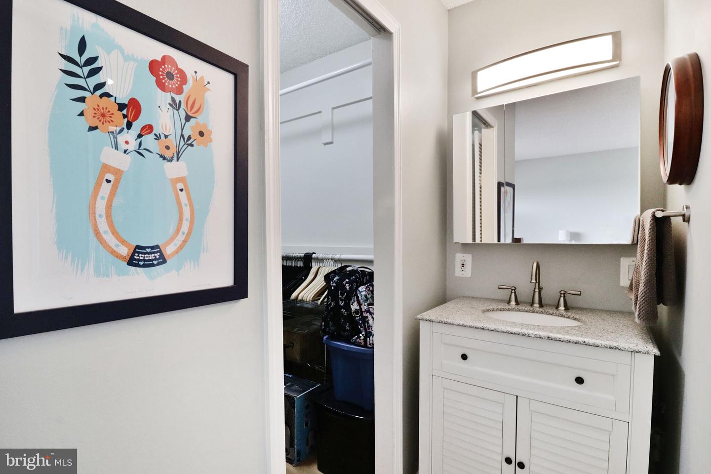 1225 MARTHA CUSTIS DR #720, ALEXANDRIA, Virginia 22302, 2 Bedrooms Bedrooms, ,2 BathroomsBathrooms,Residential,For sale,1225 MARTHA CUSTIS DR #720,VAAX2043778 MLS # VAAX2043778