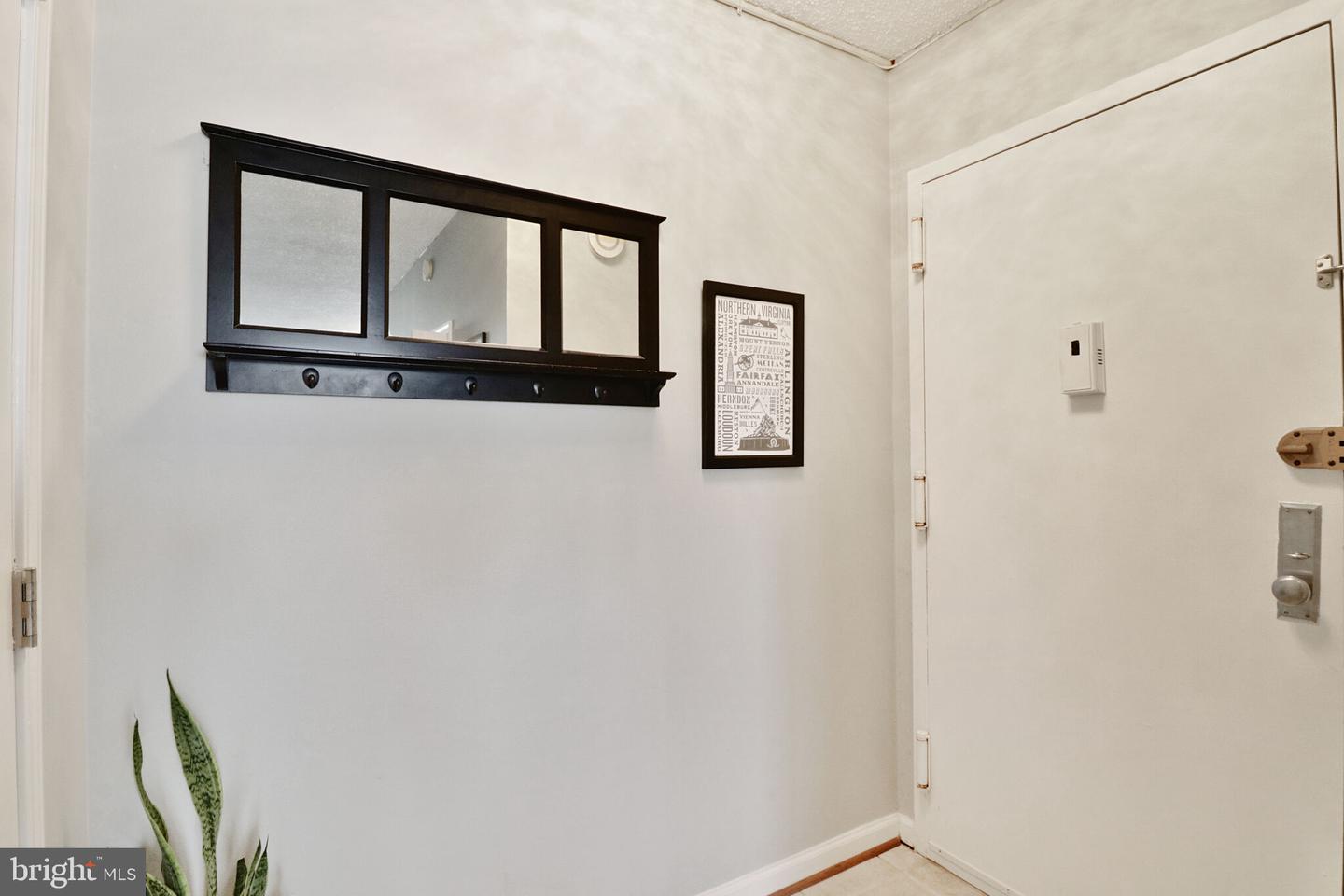 1225 MARTHA CUSTIS DR #720, ALEXANDRIA, Virginia 22302, 2 Bedrooms Bedrooms, ,2 BathroomsBathrooms,Residential,For sale,1225 MARTHA CUSTIS DR #720,VAAX2043778 MLS # VAAX2043778