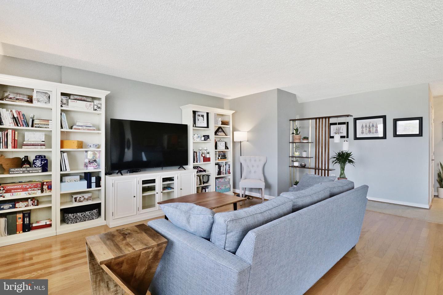 1225 MARTHA CUSTIS DR #720, ALEXANDRIA, Virginia 22302, 2 Bedrooms Bedrooms, ,2 BathroomsBathrooms,Residential,For sale,1225 MARTHA CUSTIS DR #720,VAAX2043778 MLS # VAAX2043778