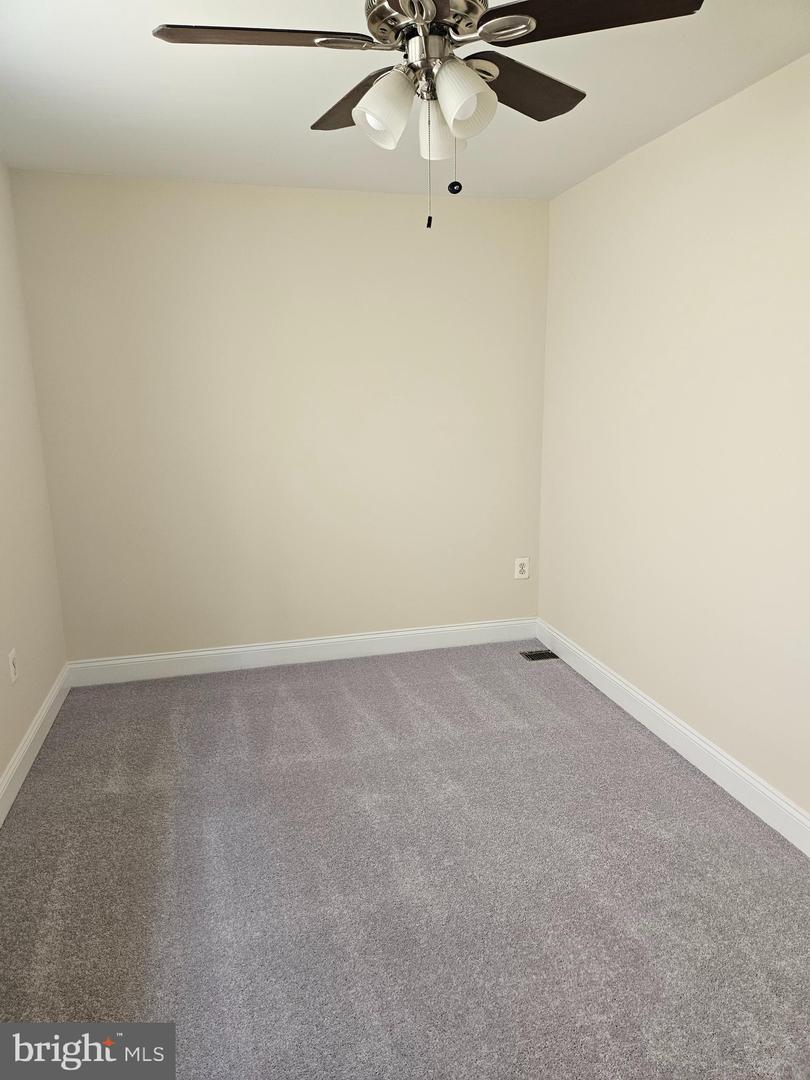 16502 BOBSTER CT, WOODBRIDGE, Virginia 22191, 4 Bedrooms Bedrooms, ,3 BathroomsBathrooms,Residential,For sale,16502 BOBSTER CT,VAPW2098582 MLS # VAPW2098582