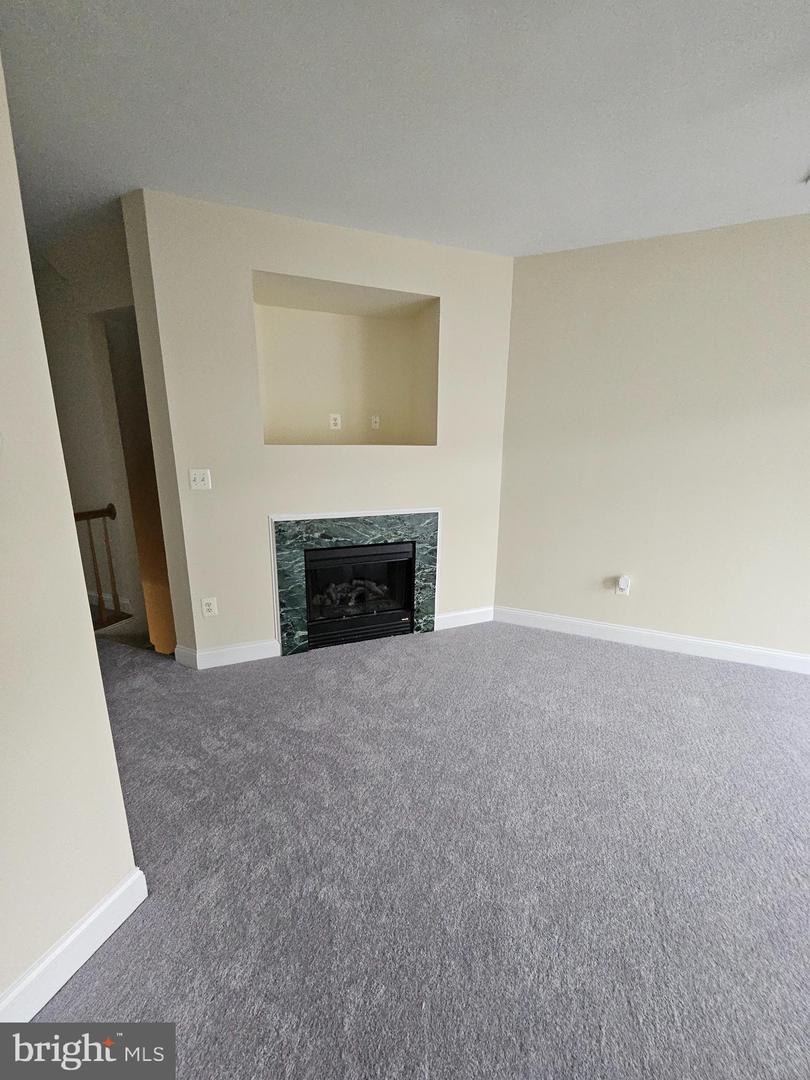 16502 BOBSTER CT, WOODBRIDGE, Virginia 22191, 4 Bedrooms Bedrooms, ,3 BathroomsBathrooms,Residential,For sale,16502 BOBSTER CT,VAPW2098582 MLS # VAPW2098582