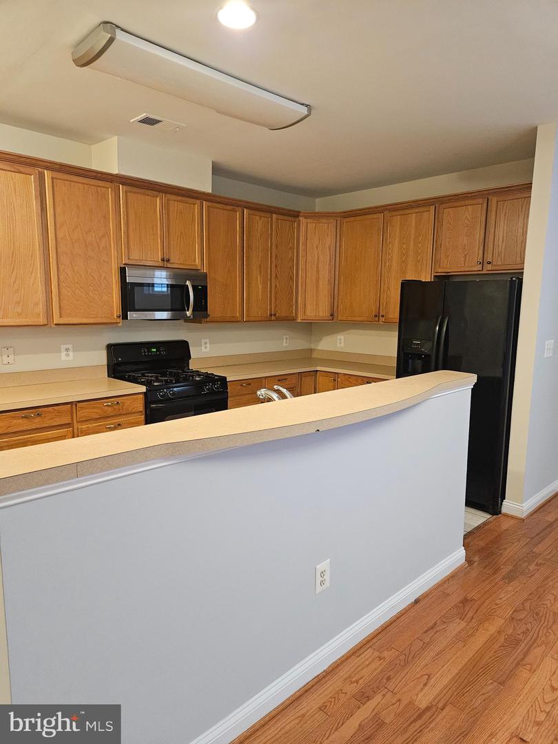 16502 BOBSTER CT, WOODBRIDGE, Virginia 22191, 4 Bedrooms Bedrooms, ,3 BathroomsBathrooms,Residential,For sale,16502 BOBSTER CT,VAPW2098582 MLS # VAPW2098582