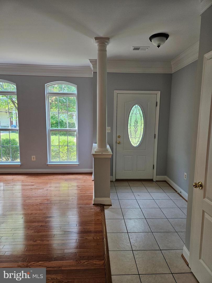 16502 BOBSTER CT, WOODBRIDGE, Virginia 22191, 4 Bedrooms Bedrooms, ,3 BathroomsBathrooms,Residential,For sale,16502 BOBSTER CT,VAPW2098582 MLS # VAPW2098582