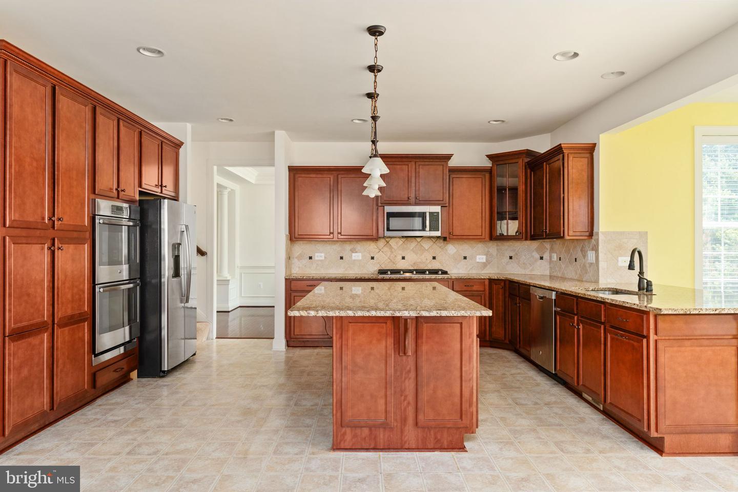 5506 SPRING BLUFF CT, FREDERICKSBURG, Virginia 22407, 5 Bedrooms Bedrooms, ,4 BathroomsBathrooms,Residential,For sale,5506 SPRING BLUFF CT,VASP2034544 MLS # VASP2034544
