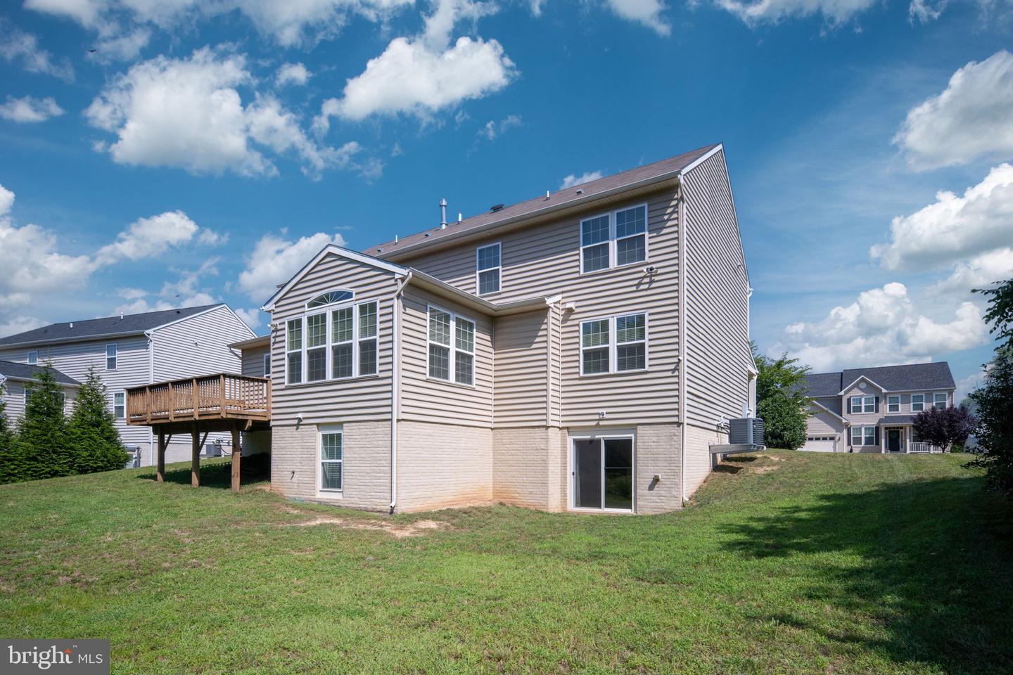 5506 SPRING BLUFF CT, FREDERICKSBURG, Virginia 22407, 5 Bedrooms Bedrooms, ,4 BathroomsBathrooms,Residential,For sale,5506 SPRING BLUFF CT,VASP2034544 MLS # VASP2034544